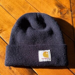 Carhartt navy beanie
